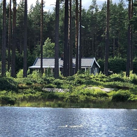 Modern Lakeside Cottage & Boat Near Isaberg Kavsjo Kültér fotó